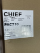 107026 107026 Chief PAC710 verstelbare accessoireplank voor AV-wagens en vloerstandaards