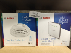 115039 115039 Bosch Smart Home Smoke Alarm 8750000287 + Controller II 8750002101 Set